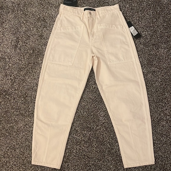 Veronica Beard Charlie Barrel Leg High Rise Jeans - Picture 7 of 13